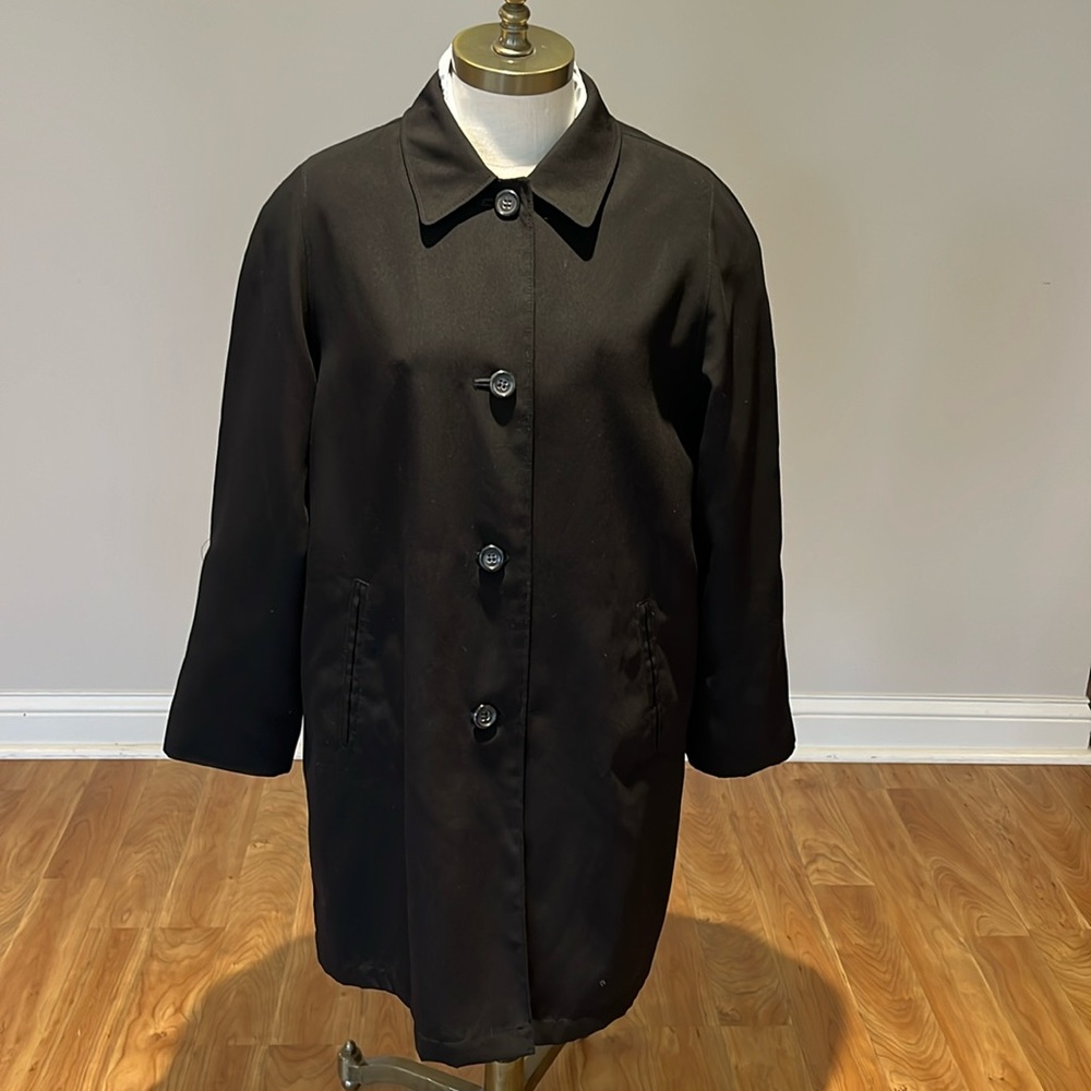 - London Fog black spring mid length car coat trench size M petite